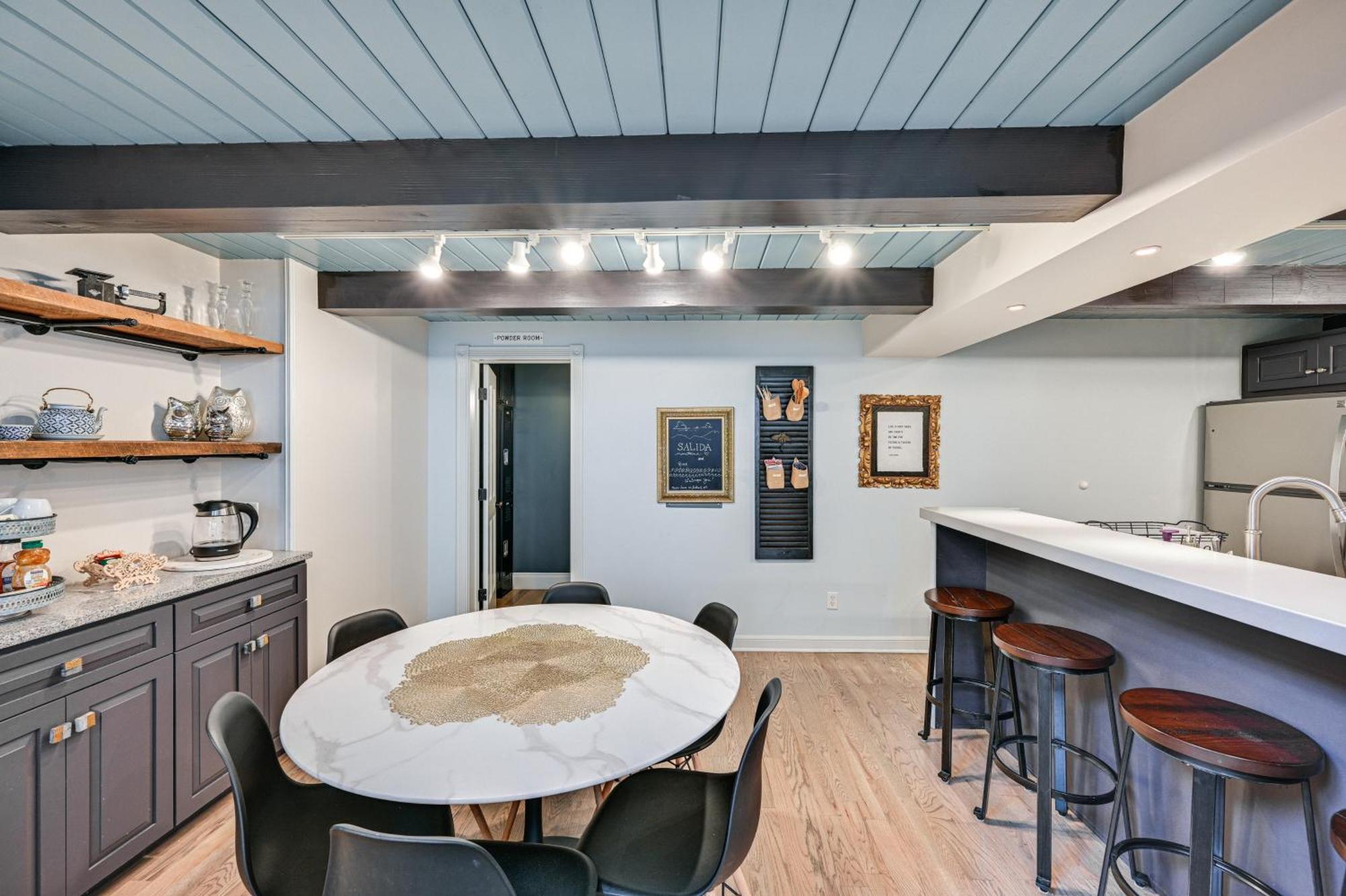 Walk To Arkansas River Historic Palace Loft! サライダ エクステリア 写真