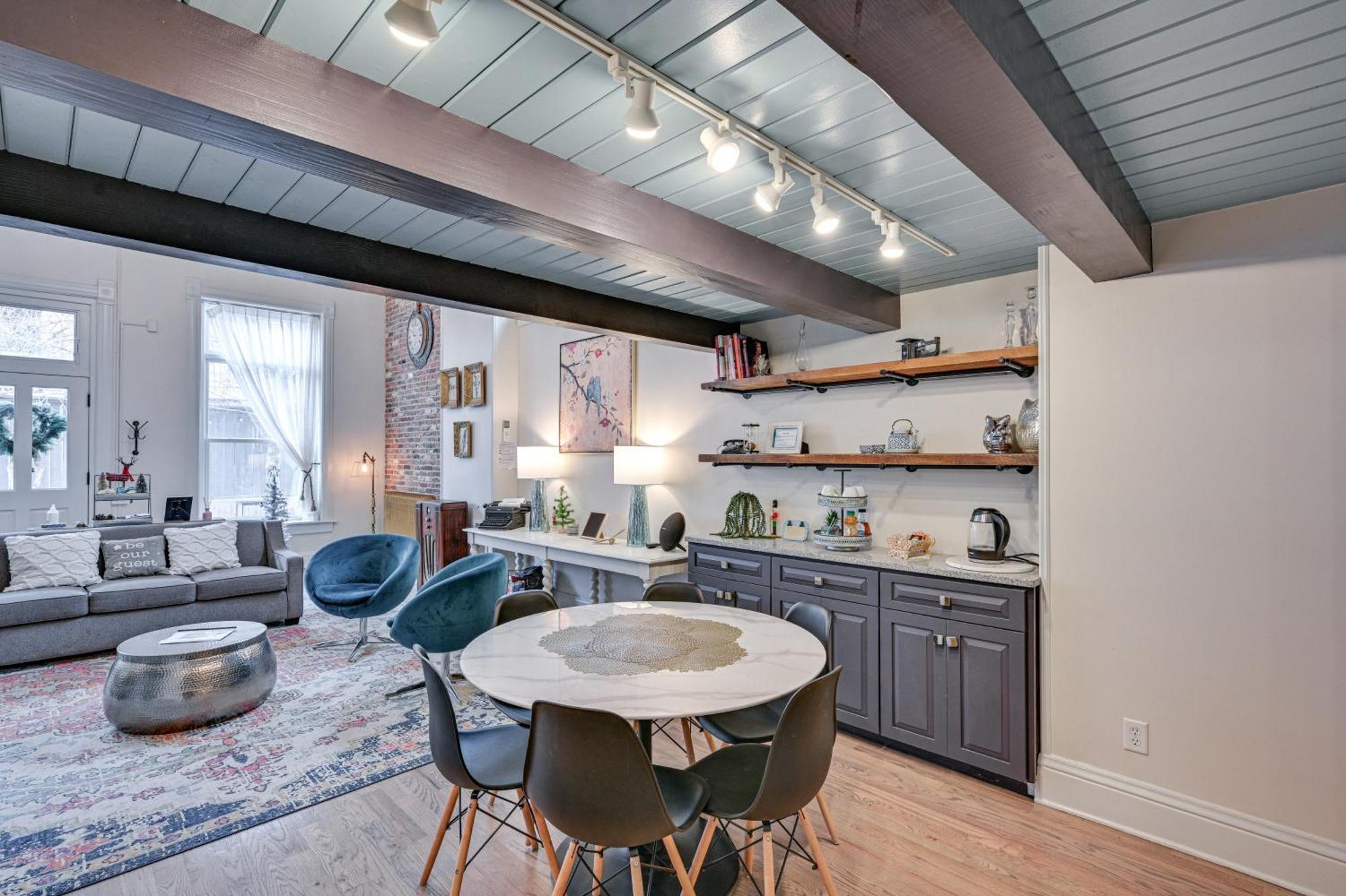 Walk To Arkansas River Historic Palace Loft! サライダ エクステリア 写真